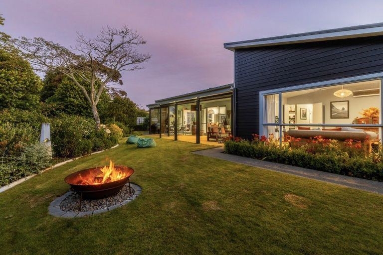 Photo of property in 12 Cotswolds Close, Otamatea, Whanganui, 4500