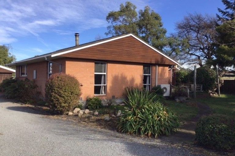 Photo of property in 13 Coleman Place, Darfield, 7510