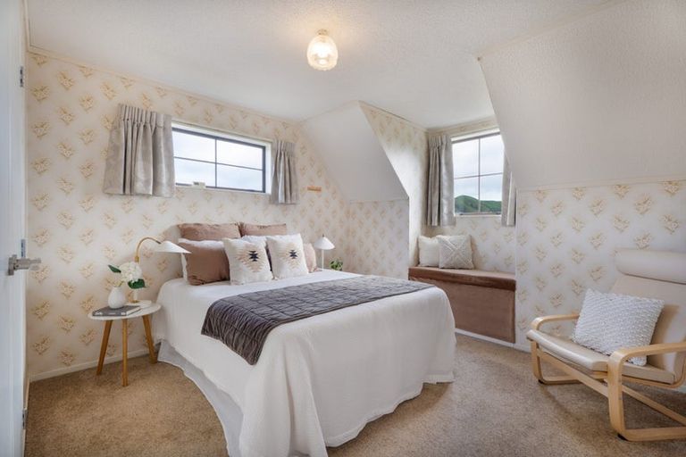 Photo of property in 33 Abilene Crescent, Churton Park, Wellington, 6037