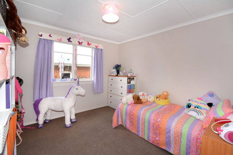 Photo of property in 2 Forbes Street, Balaclava, Dunedin, 9011