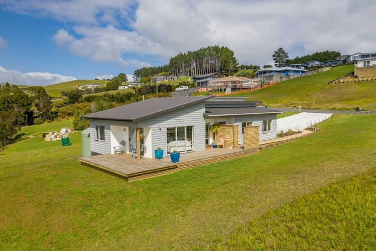 Photo of property in 3 Lori Lane, Coopers Beach, 0420