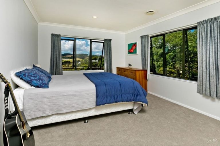 Photo of property in 562 Oaia Road, Muriwai, Waimauku, 0881