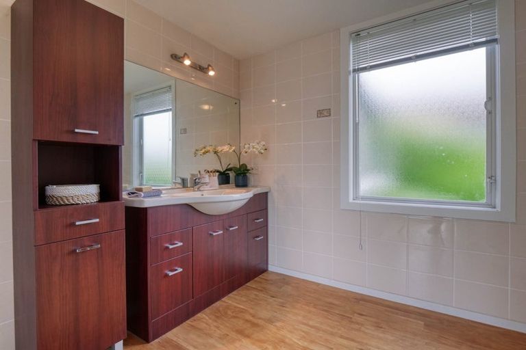 Photo of property in 185 Omaha Drive, Omaha, 0986