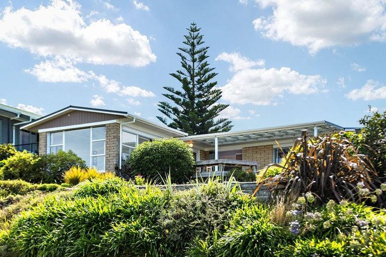 Photo of property in 18 The Crescent, Waihi Beach, 3611