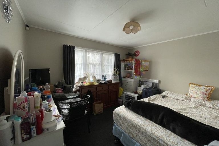 Photo of property in 25 Nelson Crescent, Wainuiomata, Lower Hutt, 5014