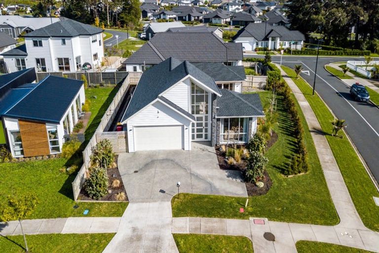 Photo of property in 194 Harris Drive, Silverdale, 0932