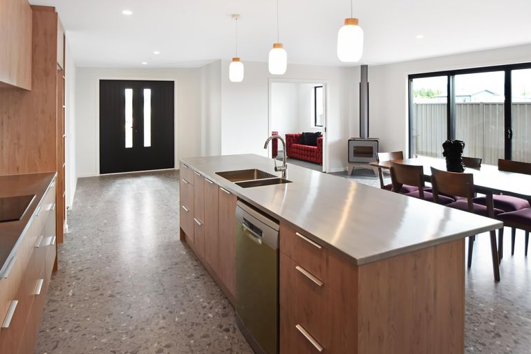 Photo of property in 25 Lakeland Avenue, Twizel, 7901