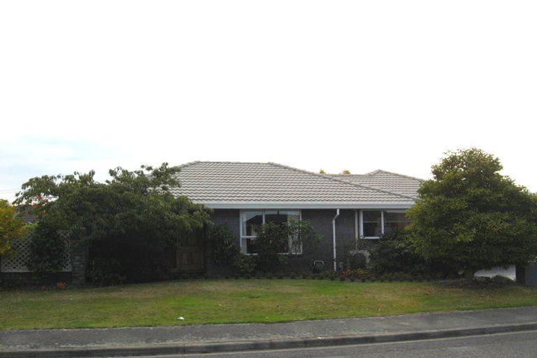 Photo of property in 10 Thornhill Place, Sockburn, Christchurch, 8042