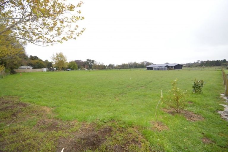 Photo of property in 7 Black Road, Otatara, Invercargill, 9879