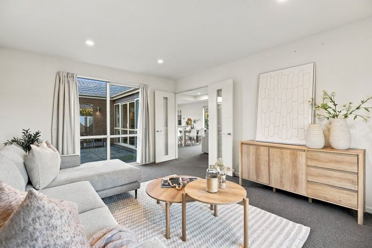 Photo of property in 17 Conie Glen Lane, Broomfield, Christchurch, 8042