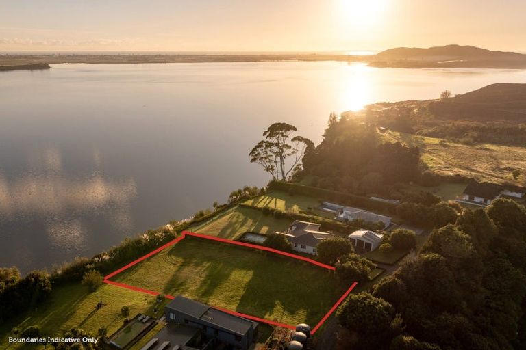 Photo of property in 206 Ranginui Road, Welcome Bay, Tauranga, 3175