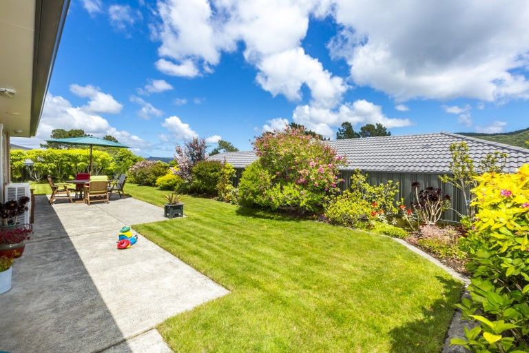 Photo of property in 34 Sunstone Crescent, Brown Owl, Upper Hutt, 5018