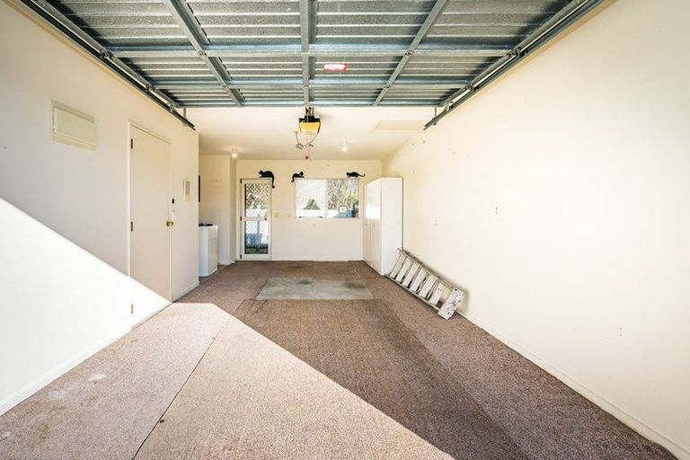 Photo of property in 42 Arawhata Road, Paraparaumu, 5032