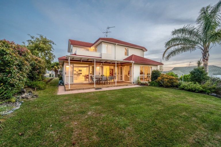 Photo of property in 67 Westerham Drive, Dannemora, Auckland, 2016