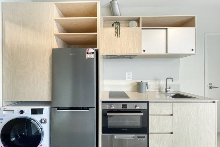 Photo of property in Vela Apartments, 7/2g Campbell Terrace, Petone, Lower Hutt, 5012