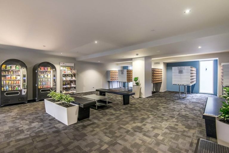 Photo of property in The Volt Apartments, 209/430 Queen Street, Auckland Central, Auckland, 1010