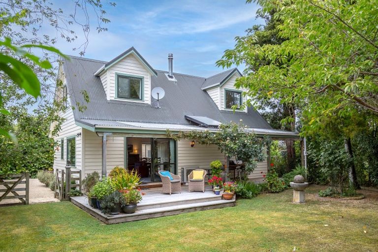 Photo of property in 30 Jellicoe Street, Greytown, 5712