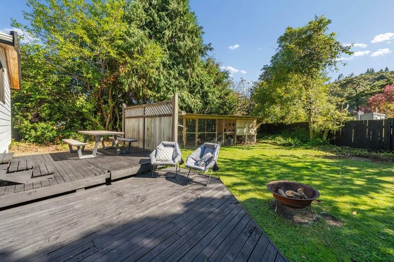 Photo of property in 135 Plateau Road, Te Marua, Upper Hutt, 5018