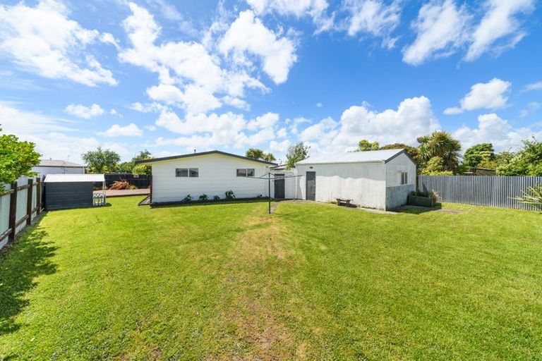 Photo of property in 36 Acacia Street, Kelvin Grove, Palmerston North, 4414