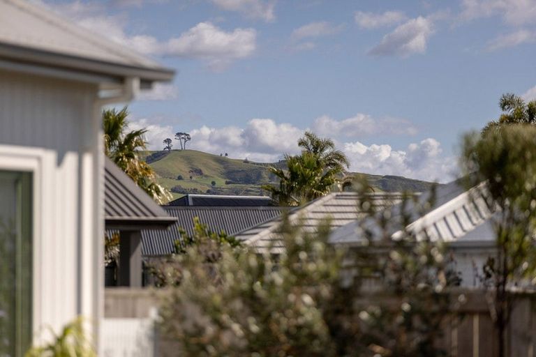 Photo of property in 30 Colpoma Close, Papamoa Beach, Papamoa, 3118