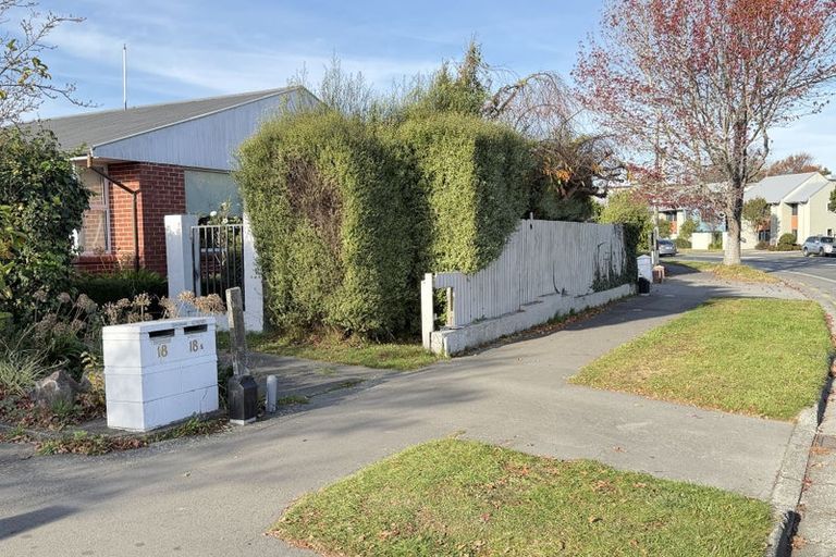Photo of property in 1/16a Maidstone Road, Ilam, Christchurch, 8041
