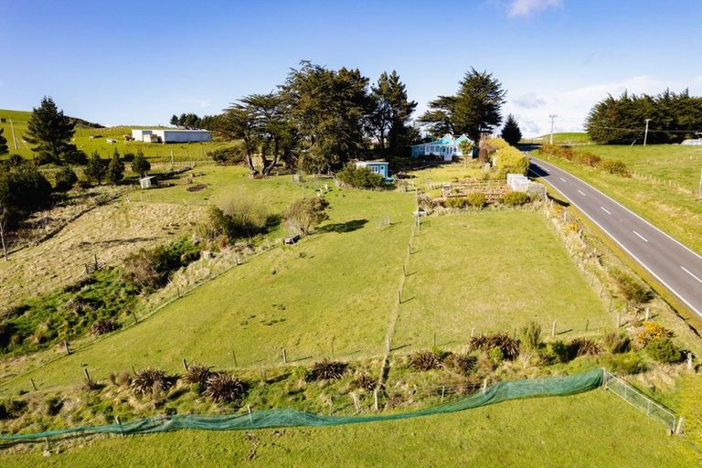 Photo of property in 162 Purakaunui Road, Mihiwaka, Port Chalmers, 9081