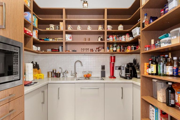 Photo of property in 28 Rexford Heights, Pyes Pa, Tauranga, 3112