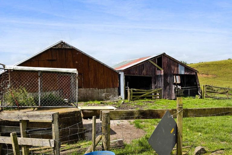 Photo of property in 174 South Road, Hawera, 4610