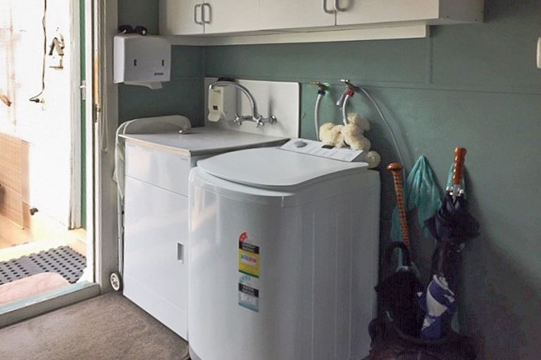 Photo of property in 35 Ruanui Street, Himatangi Beach, Foxton, 4891