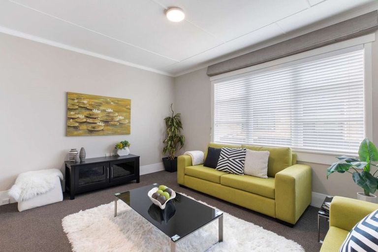 Photo of property in 1/56 East Street, Papakura, 2110