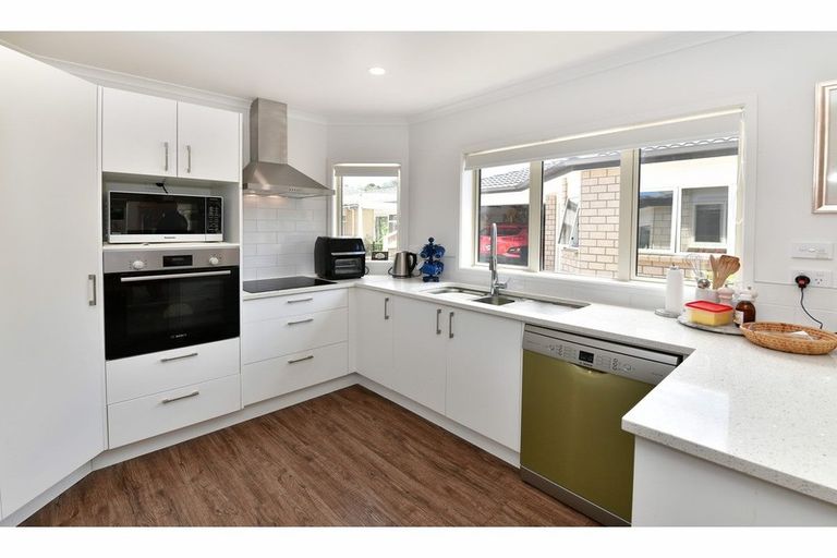 Photo of property in 19b Forest Glen, Orewa, 0931