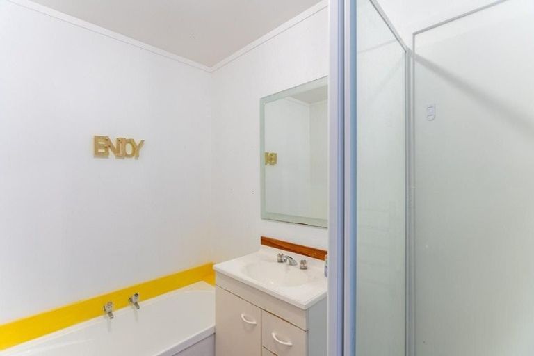 Photo of property in 19b Kentwood Drive, Woodridge, Wellington, 6037