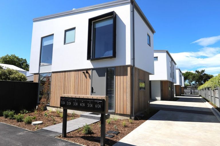 Photo of property in 24 Sumner Street, Spreydon, Christchurch, 8024