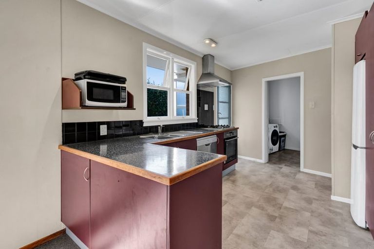 Photo of property in 17 Hua Street, Bell Block, New Plymouth, 4312