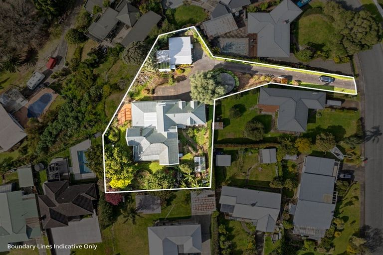 Photo of property in 11 Kowhai Park Road, Maunu, Whangarei, 0110