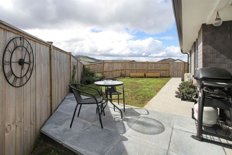 Photo of property in 3 Herbert Oldham Road, Pokeno, 2402