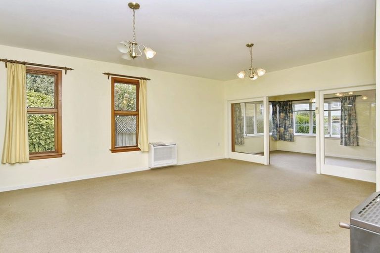 Photo of property in 560 Main North Road, Belfast, Christchurch, 8051