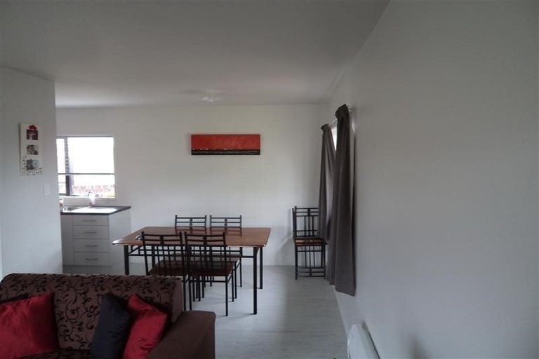 Photo of property in 89 Templeton Place, Clendon Park, Auckland, 2103