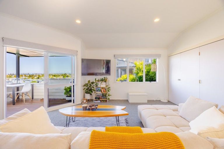 Photo of property in 7 Guys Hill Road, Hospital Hill, Napier, 4110