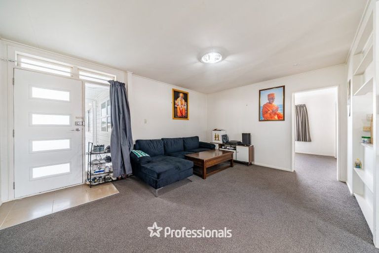 Photo of property in 121-123 Bell Road, Waiwhetu, Lower Hutt, 5010