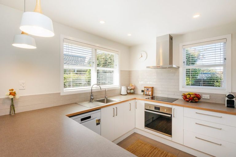 Photo of property in 64 Long Melford Road, Awapuni, Palmerston North, 4412