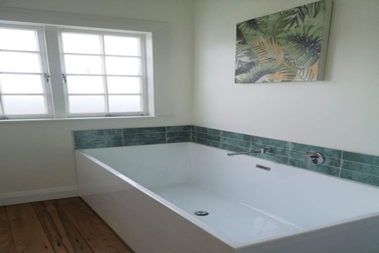 Photo of property in 836 Bank Street, Te Awamutu, 3800