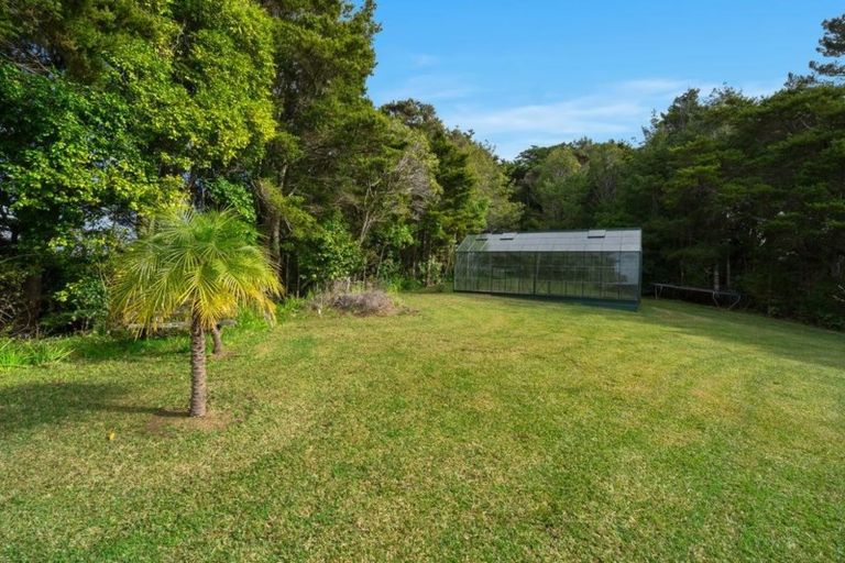 Photo of property in 3 Frost Road, Leigh, Warkworth, 0985