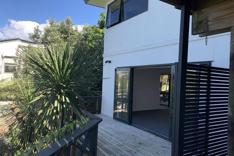 Photo of property in 1/2 Parr Terrace, Castor Bay, Auckland, 0620