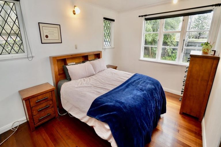 Photo of property in 6 Nathan Place, West End, Palmerston North, 4412