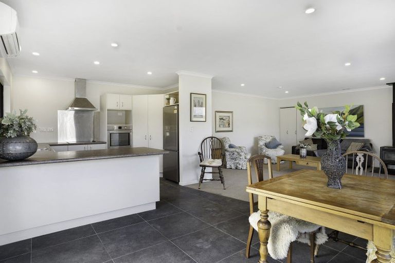 Photo of property in 10 Rexwood Estate, Carterton, 5713