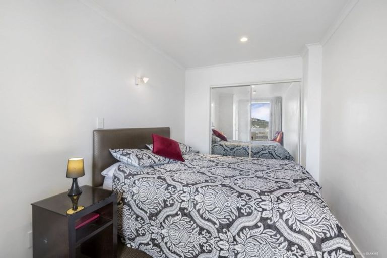 Photo of property in Terrace Heights Apartments, 12d/163 The Terrace, Wellington Central, Wellington, 6011