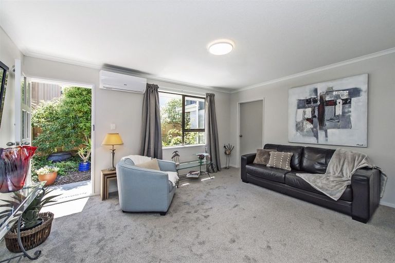 Photo of property in 2/88 Bishop Street, St Albans, Christchurch, 8014
