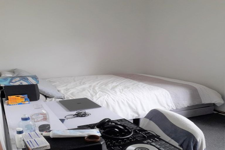 Photo of property in 11 Caroline Street, Mount Victoria, Wellington, 6011