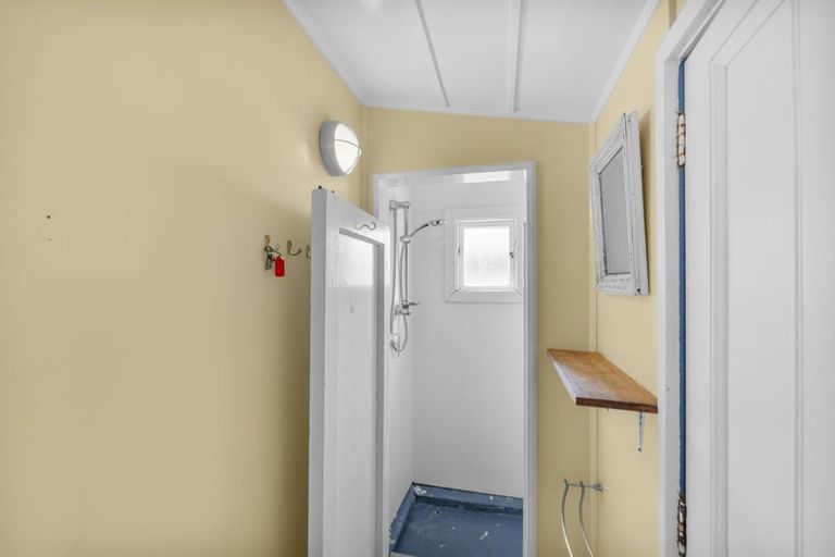 Photo of property in 13 Effingham Street, North New Brighton, Christchurch, 8083